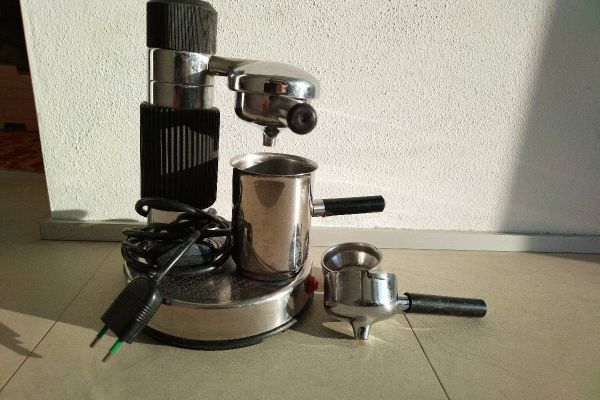 Ama Milano Espressomaschine
