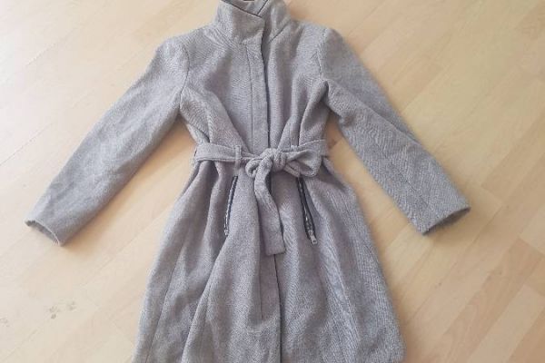 Lange Jacke Größe 42