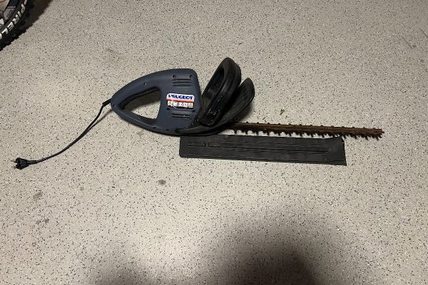 Heckenschere elektrisch