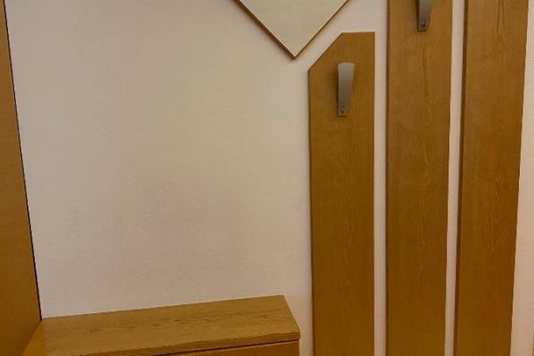 Garderobe in Esche komplett