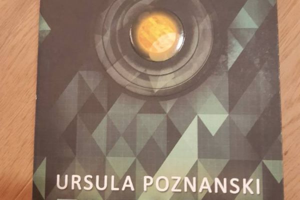 Buch: "Elanus" von Ursula Poznanski