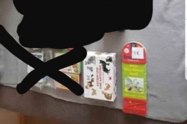 Bücher und spieleset