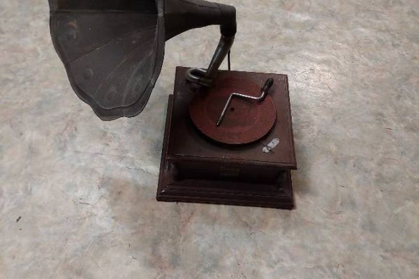 Gramofon imitat