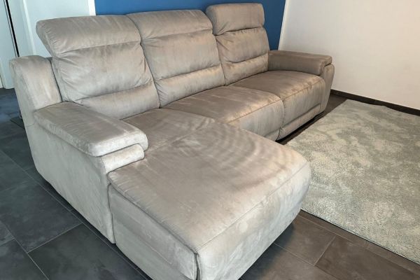 Couch, grau
