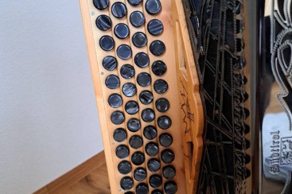 Verkauf Ziehharmonika - Marke: Puschtra