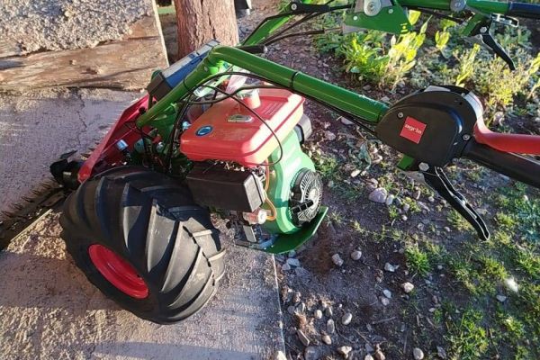 AGRIA Compact Mähmaschine