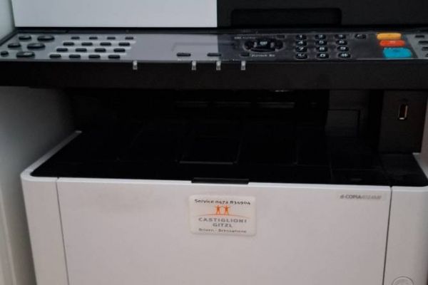 Drucker Olivetti mit neuem Toner
