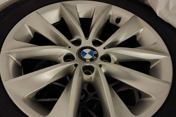 4 Stück  BMW Original Alufelgen wie neu  18 zoll