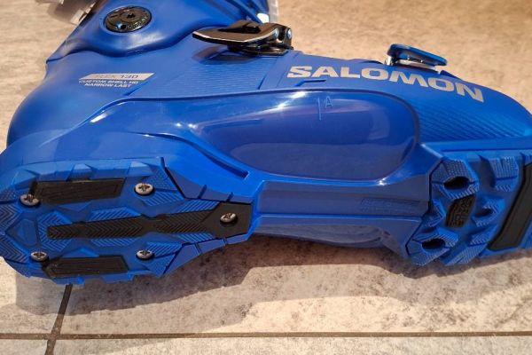Verkaufe nagelneue Skischuhe der Marke Salomon (2024/25) Mod.PRO ALPA