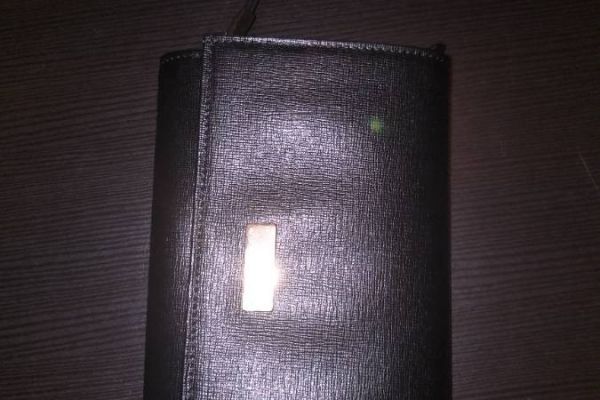 Neue Echtleder-Damenbrieftasche