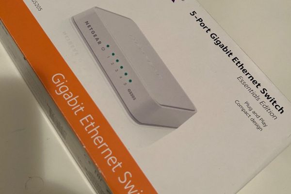 Netgear 5-Port Gigabit Ethernet Switch Neu