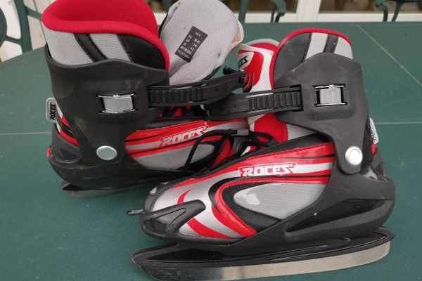 Kinder-Schlittschuhe