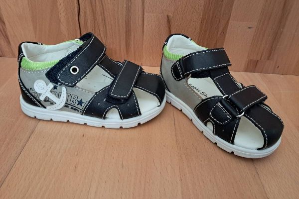 Sandalen wie Neu