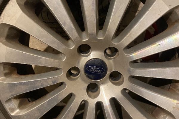 Ford Felgen+Reifen