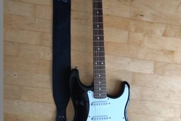 E-Gitarre Squier by Fender