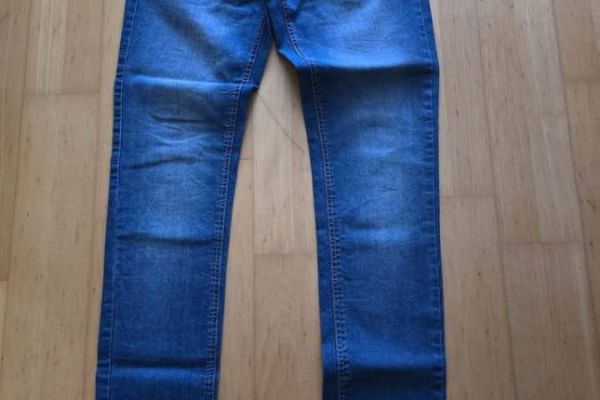 Jungs Hose Jeans 170 gr.