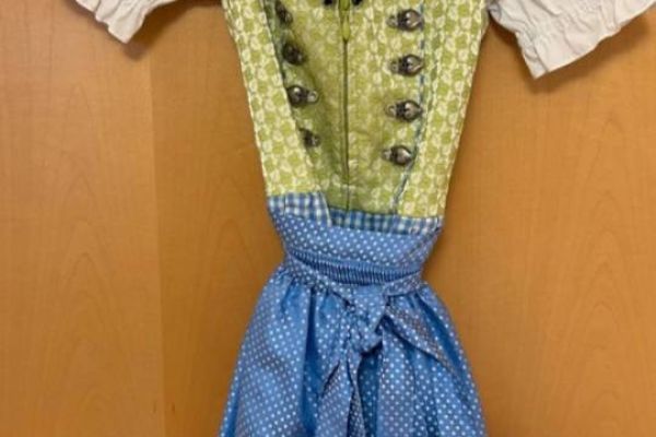 Dirndl Gr 152 Krüger,neuwertig