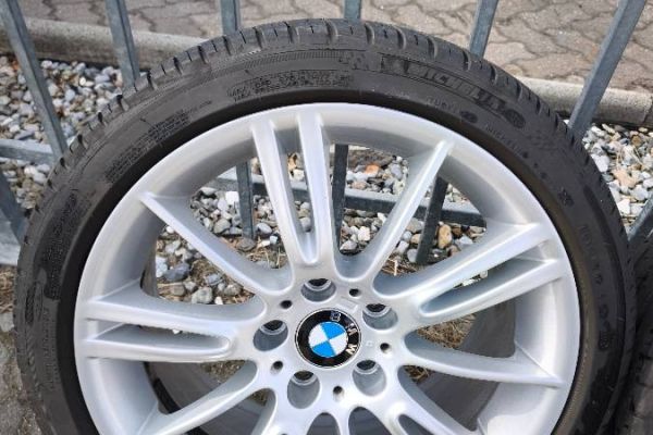Original BMW M193 18 Zoll Felgen mit Michelin Pilot Sport 3 ZP RFT