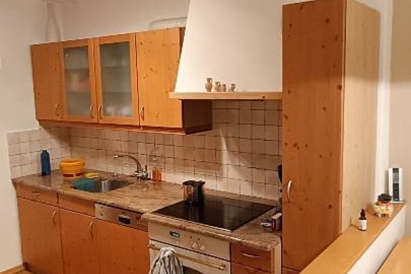 Küche inkl. Geräte abzugeben