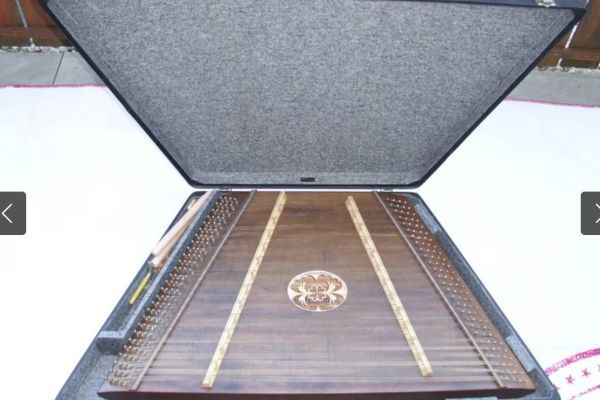 Verkaufe Musima Hackbrett mit Lernbuch!