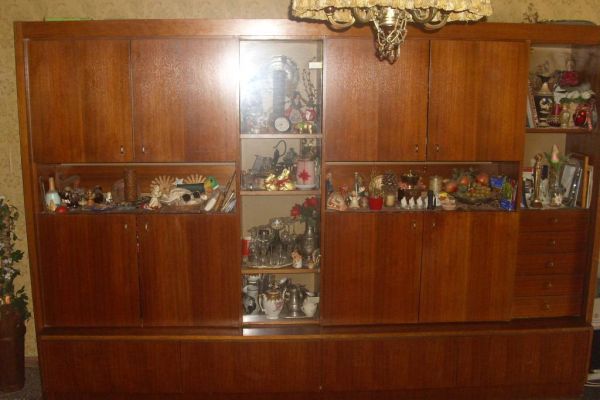 Schrank für Wohnzimmer