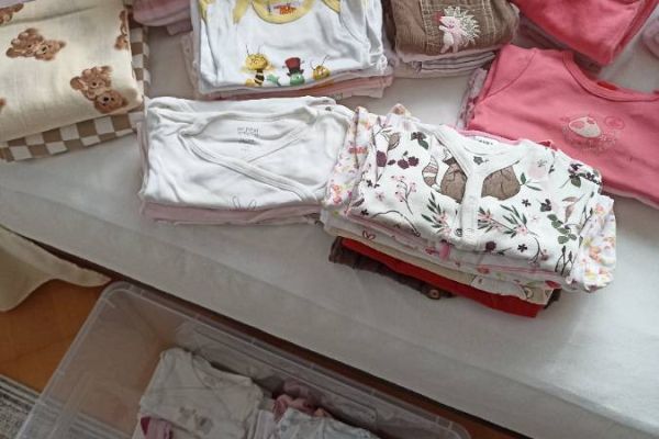 Babybekleidung Gr 56