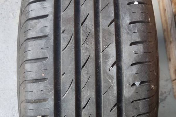 Sommereifen 235/60/R16 Nexen