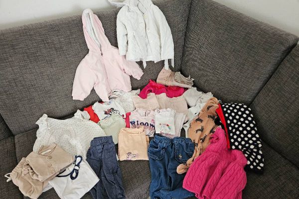 Kleiderpaket Mädchen Größe 68