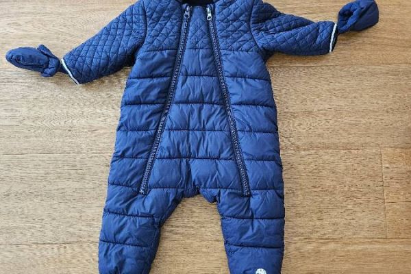 Tuta blau für Baby 6-12 Monate
