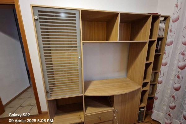 VERSCHENKE/REGALASI - Wohnzimmerschrank