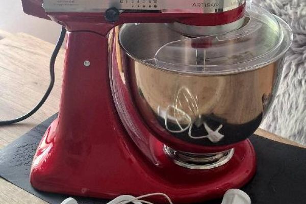 Küchenmaschine Kitchen Aid Artisan