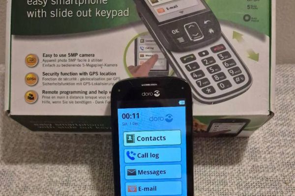 Senioren-Smartphone DORO PhoneEasy 740