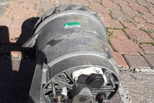 Lichtmaschine  Bosch für  Busse