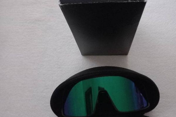 Oakley Sonnenbrille