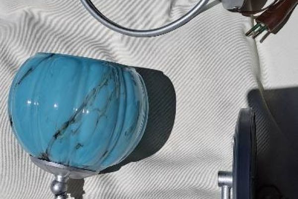 Vintage- Lampen aus Glas