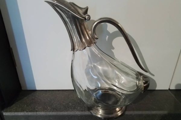 Wasser oder " Wein Garaffe "