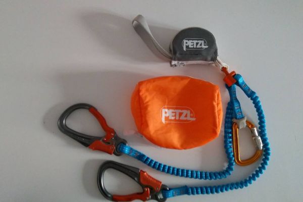Klettersteigset Skorpio Eashook Petzl