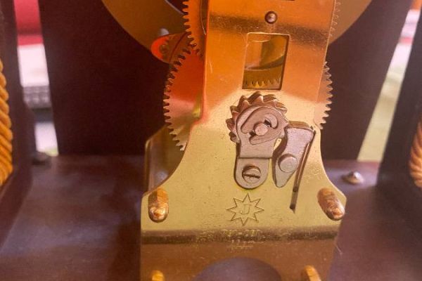 Orologio a pendolo da tavolo Junghans