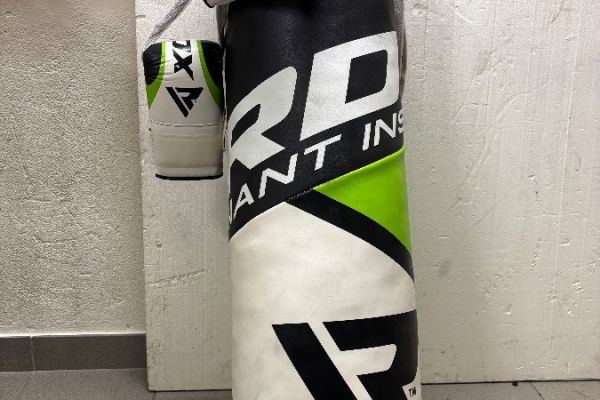 Boxsack mit Handschuhe neuwertig