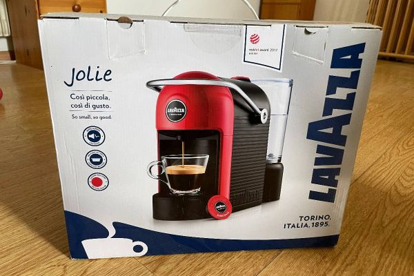 Kaffeemaschine LAVAZZA JOLIE A MODO MIO