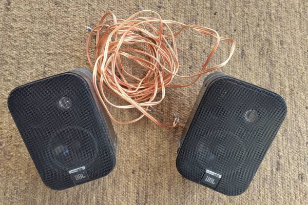 JBL Control One - Monitorlautsprecher