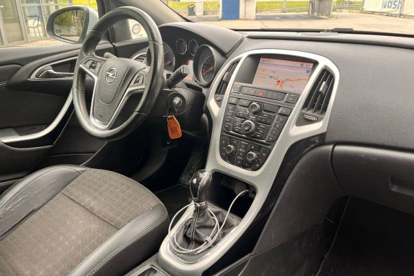 Opel Astra GTC