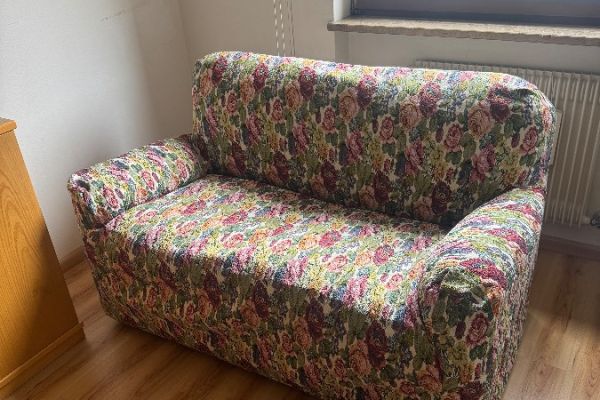 Sofa zu verschenken
