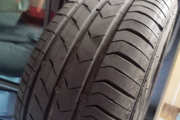 Sommerreifen mit Felgen