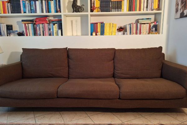 VERSCHENKE/REGALASI - Divan Sofa