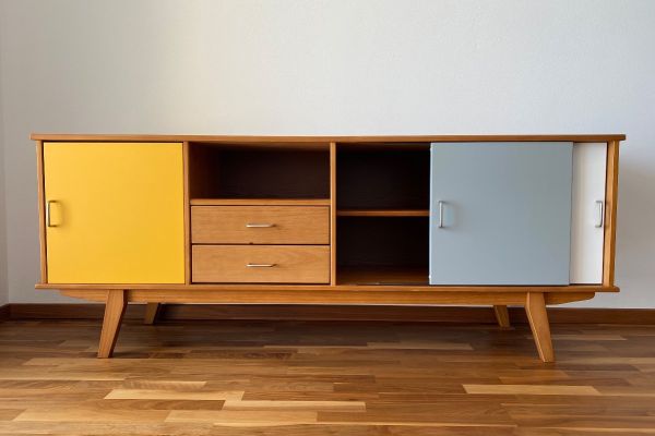 TV / Wohnzimmer / Flur Board Vintage Look Neuwertig