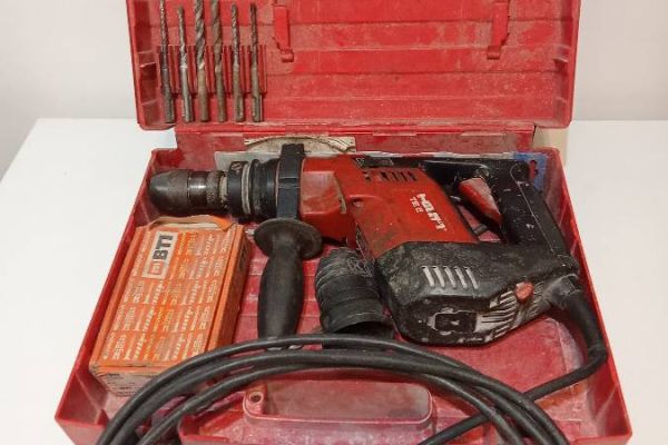Bohrmaschine Hilti TE 5 mit Schlagfunktion