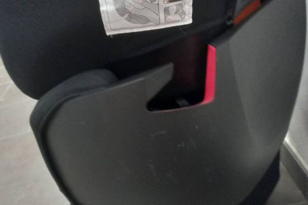 Autositz ab 15 kg, Marke Cybex mit Isofix