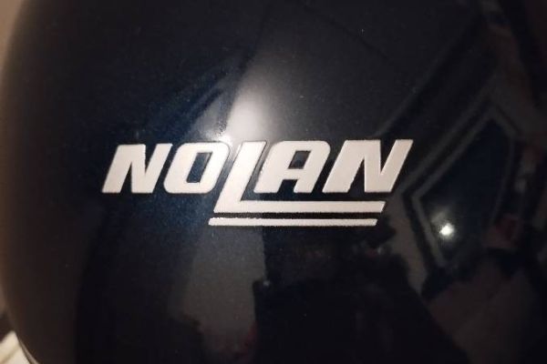 Alten Motorradhelm als Deko,z.B.als Blumentopf,usw