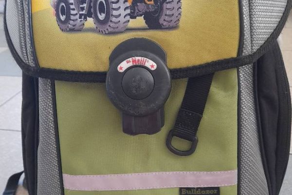 McNeill Schultasche zu verkaufen